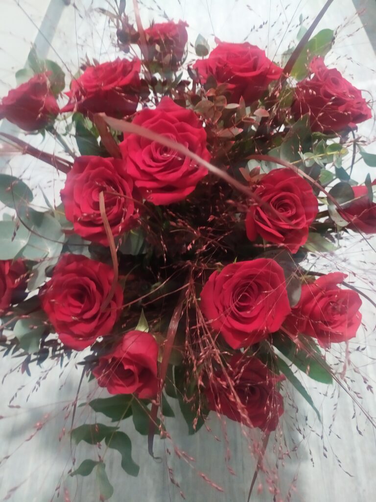 bukiet czerwonych róż